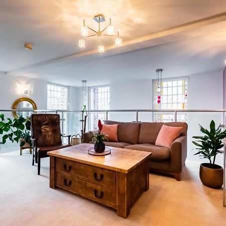 Lux Duplex Apartment 19Th Century Chapel Wakefield Centre Extérieur photo