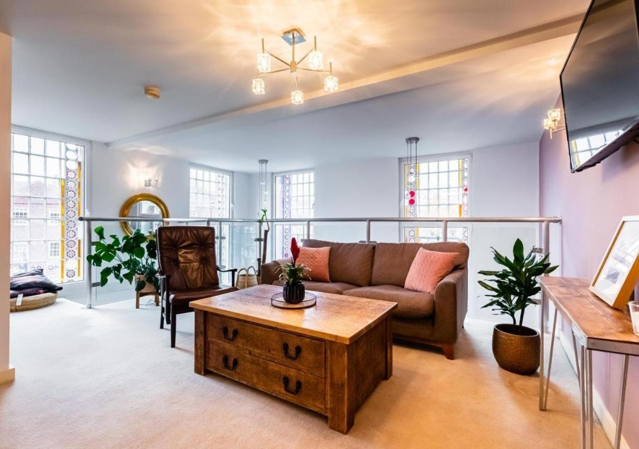 Lux Duplex Apartment 19Th Century Chapel Wakefield Centre Extérieur photo