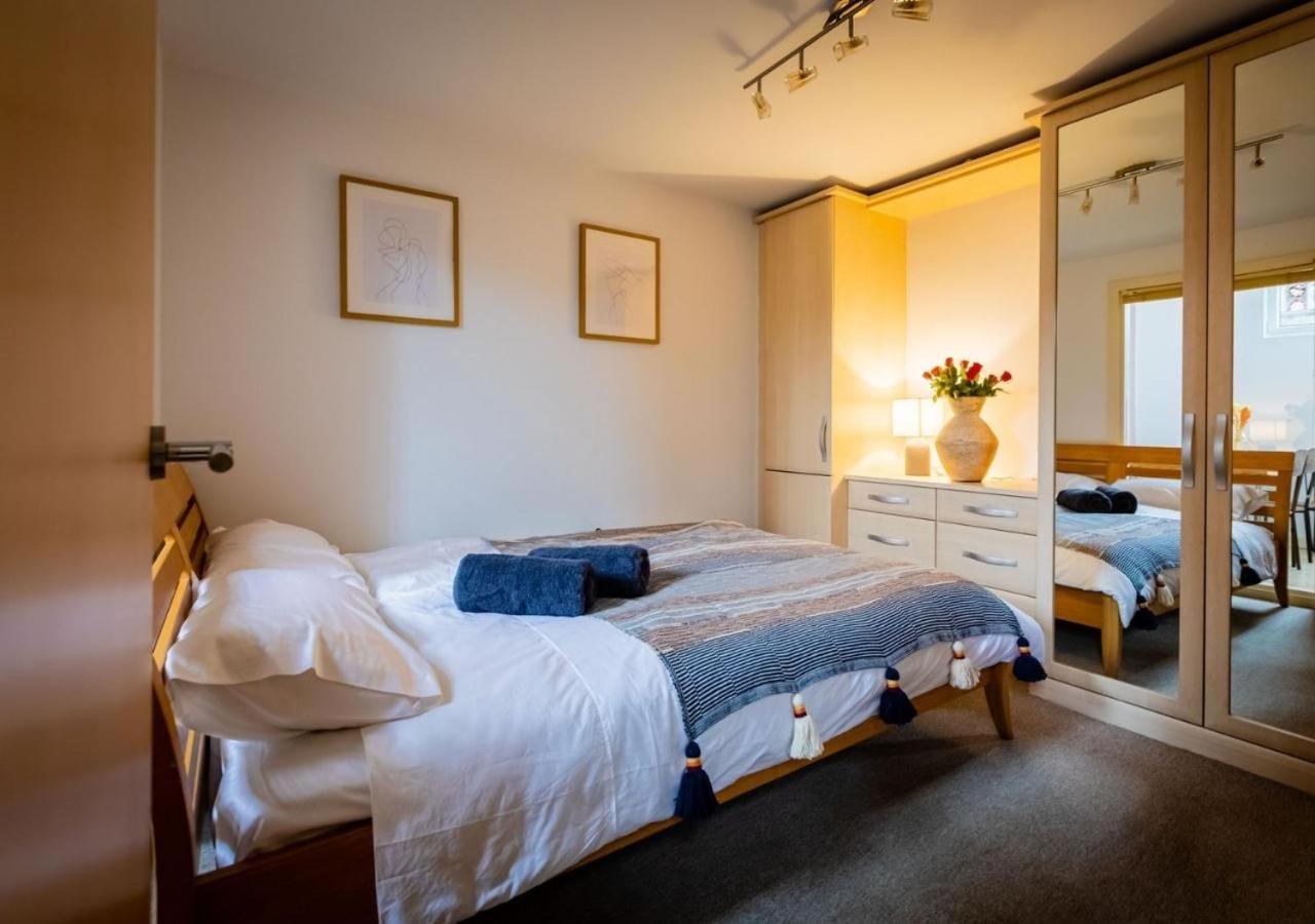 Lux Duplex Apartment 19Th Century Chapel Wakefield Centre Extérieur photo