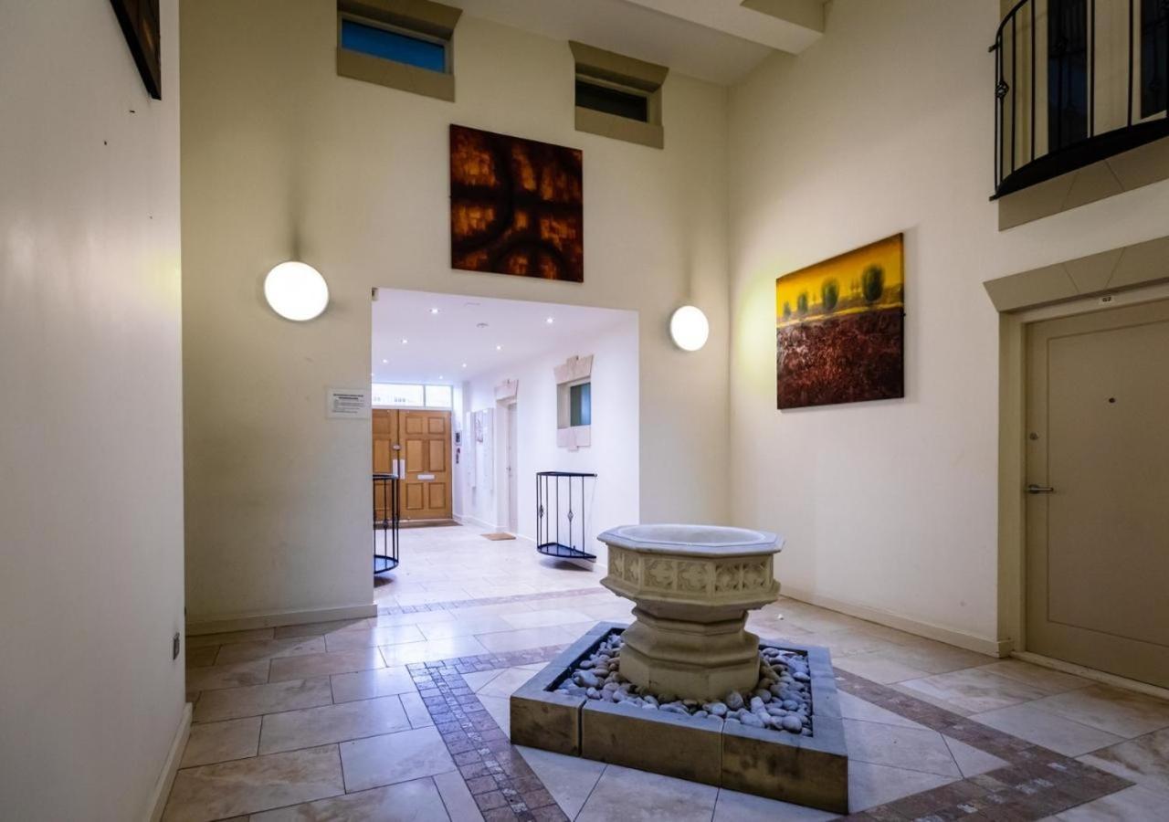Lux Duplex Apartment 19Th Century Chapel Wakefield Centre Extérieur photo